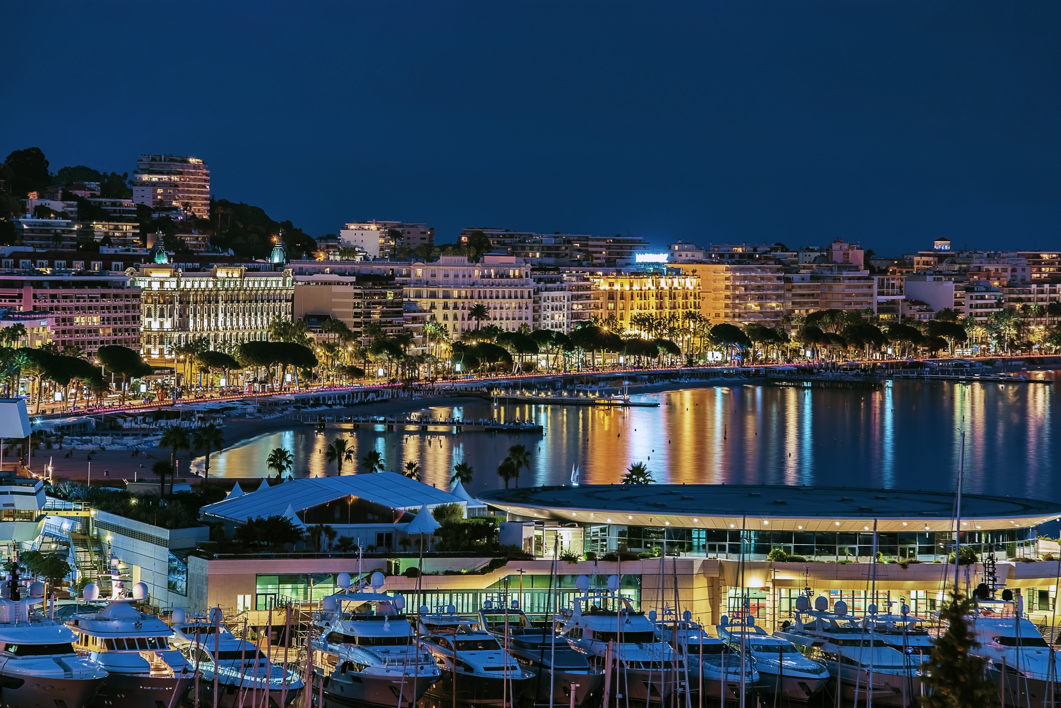 Join 3,500 leaders at Datacloud Global Congress 2025 to explore AI, sustainability, and industry trends. Network, gain insights, and celebrate excellence.